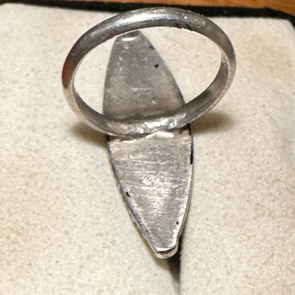 Native American vintage 925 sterling silver and inlaid malachite Zuni Ring - Picture 9 of 10